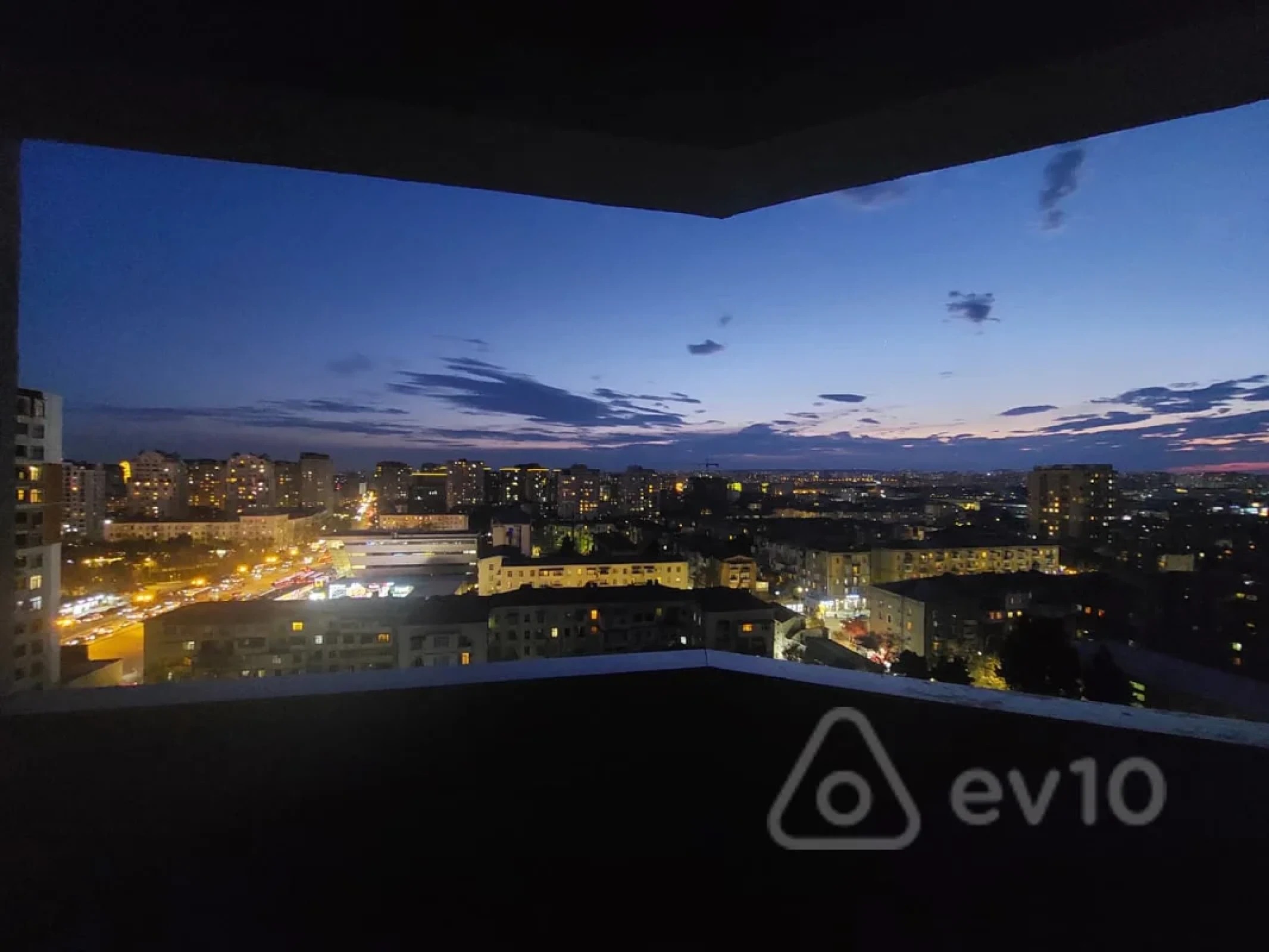 Kirayə verilir 2 otaqlı yeni tikili 90 m²