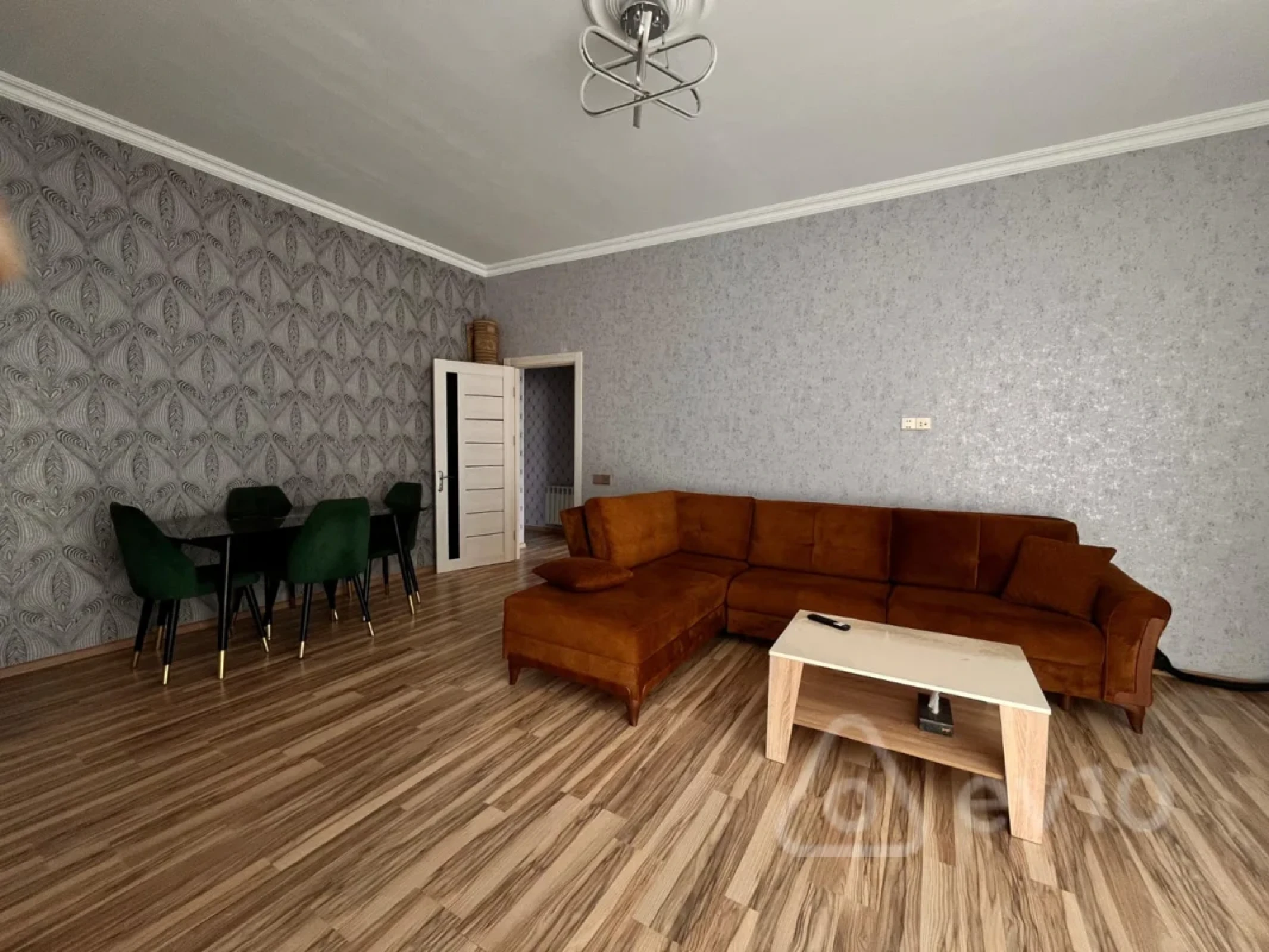 Kirayə verilir 2 otaqlı yeni tikili 90 m²
