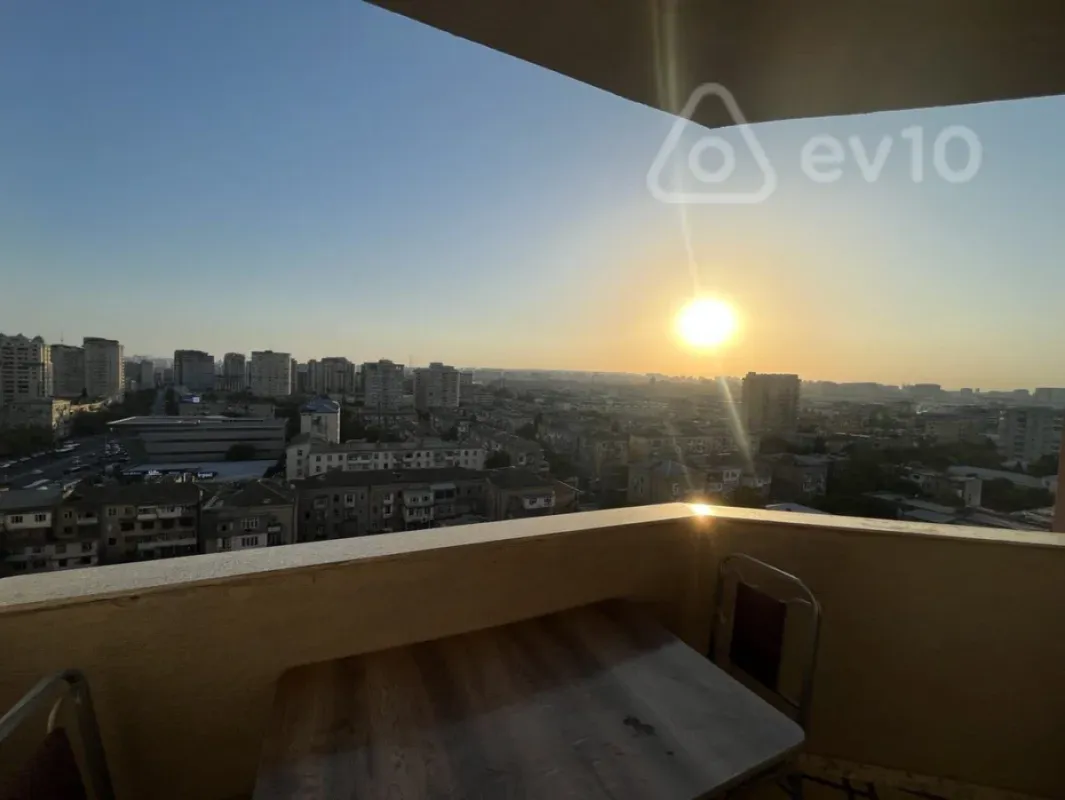 Kirayə verilir 2 otaqlı yeni tikili 90 m²