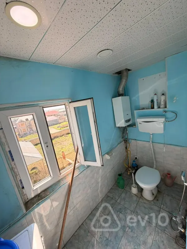 Kirayə verilir 4 otaqlı yeni tikili 100 m²