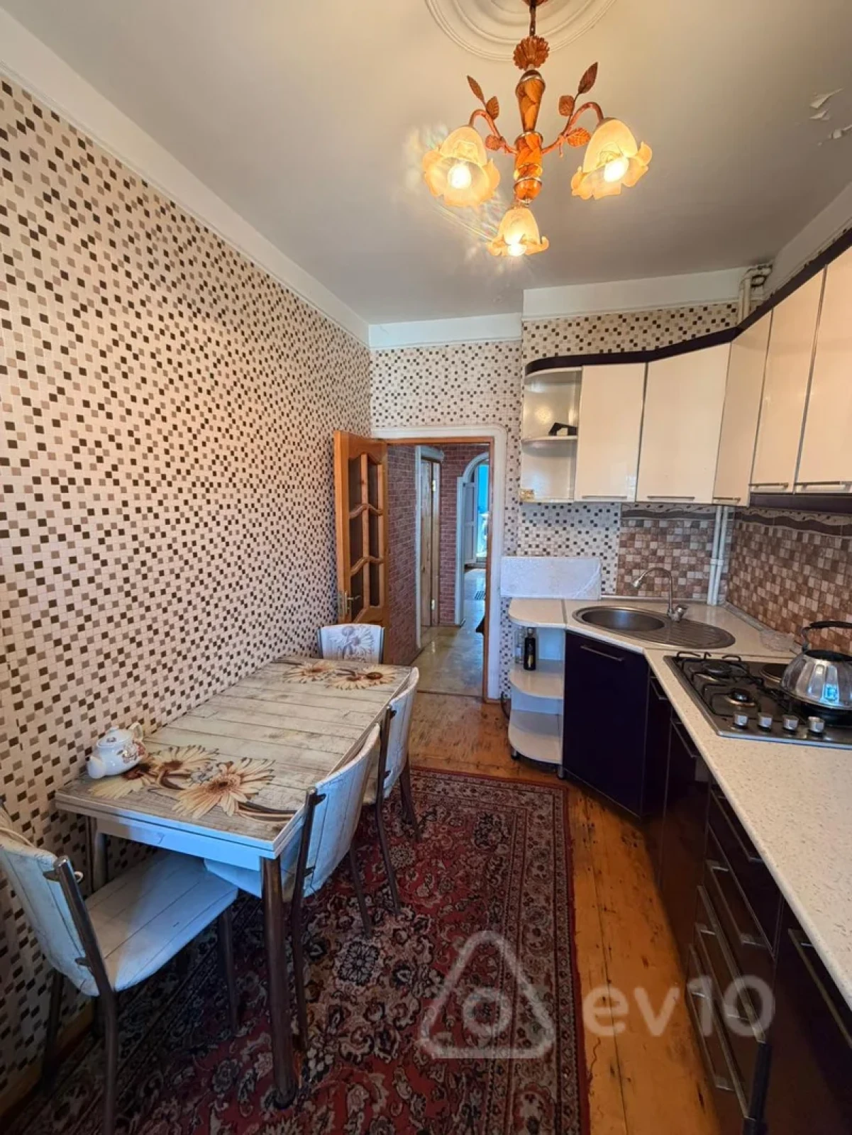 Kirayə verilir 4 otaqlı yeni tikili 100 m²