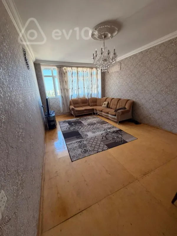 Kirayə verilir 4 otaqlı yeni tikili 100 m²