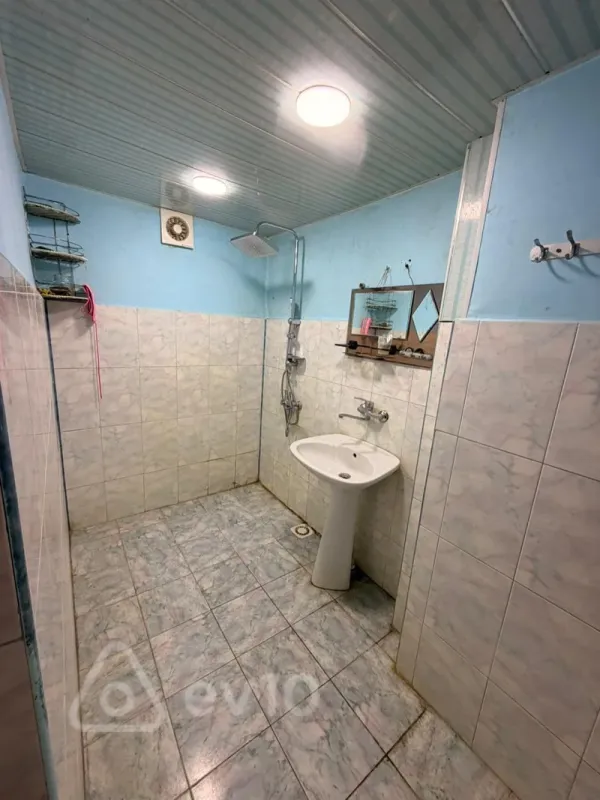 Kirayə verilir 4 otaqlı yeni tikili 100 m²