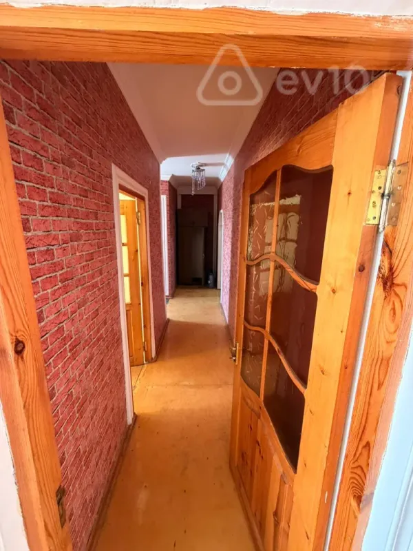 Kirayə verilir 4 otaqlı yeni tikili 100 m²