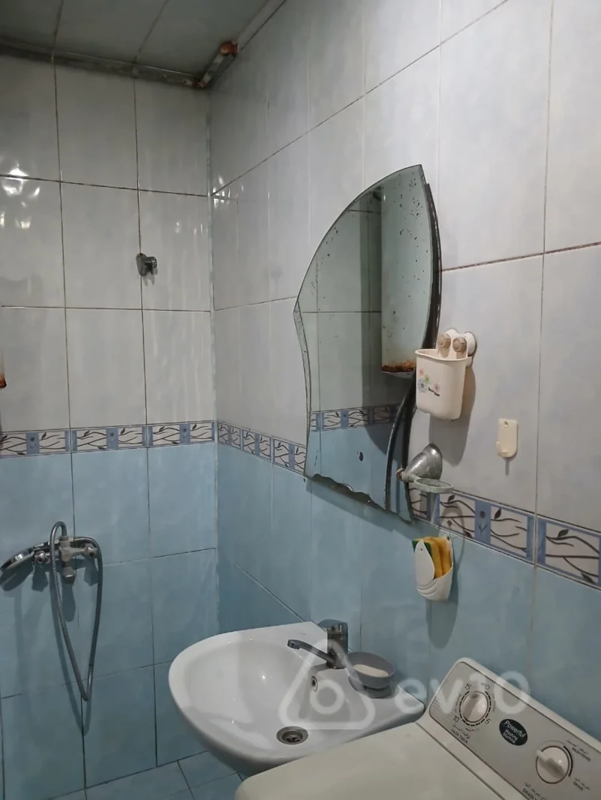 Satılır 3 otaqlı köhnə tikili 90 m²