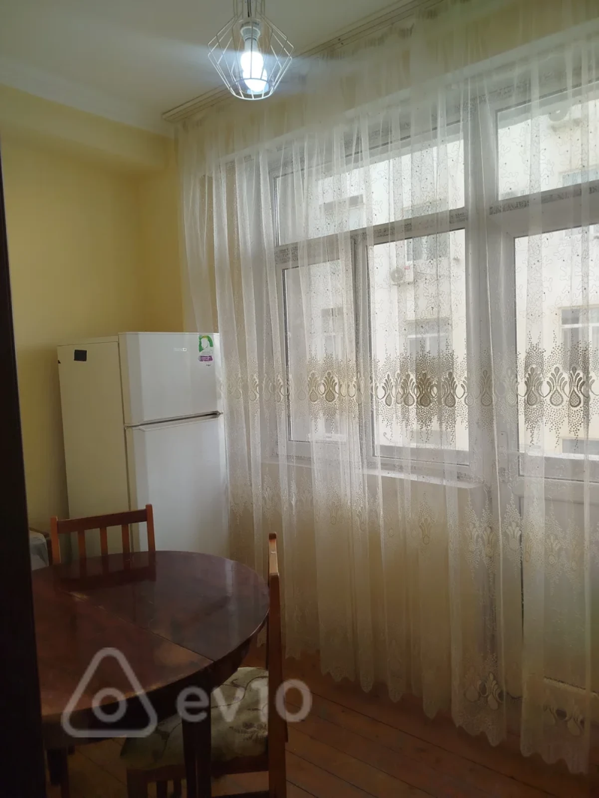 Kirayə verilir 2 otaqlı yeni tikili 40 m²