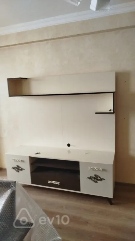 Kirayə verilir 2 otaqlı yeni tikili 65 m²