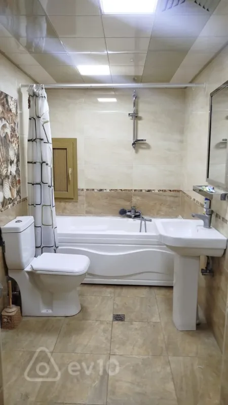 Kirayə verilir 2 otaqlı yeni tikili 65 m²