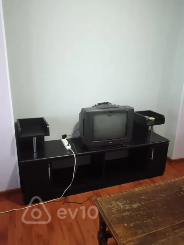 Kirayə verilir 2 otaqlı həyət evi 52 m²