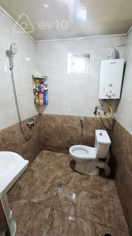 Kirayə verilir 3 otaqlı həyət evi 100 m²
