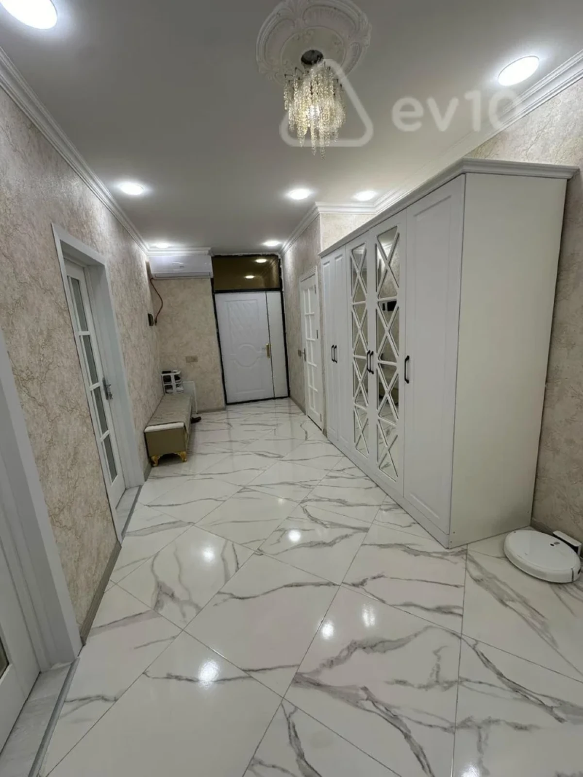 Satılır 5 otaqlı həyət evi 110 m²