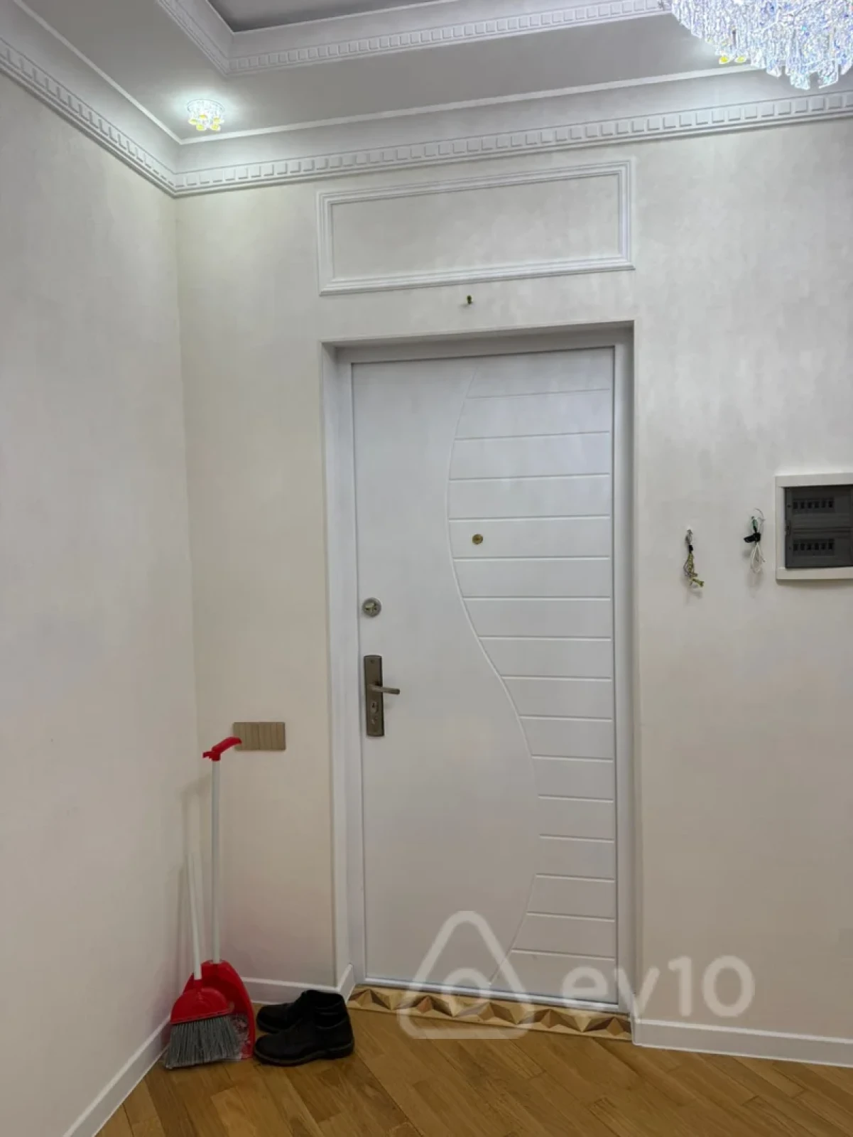 Kirayə verilir 3 otaqlı yeni tikili 105 m²