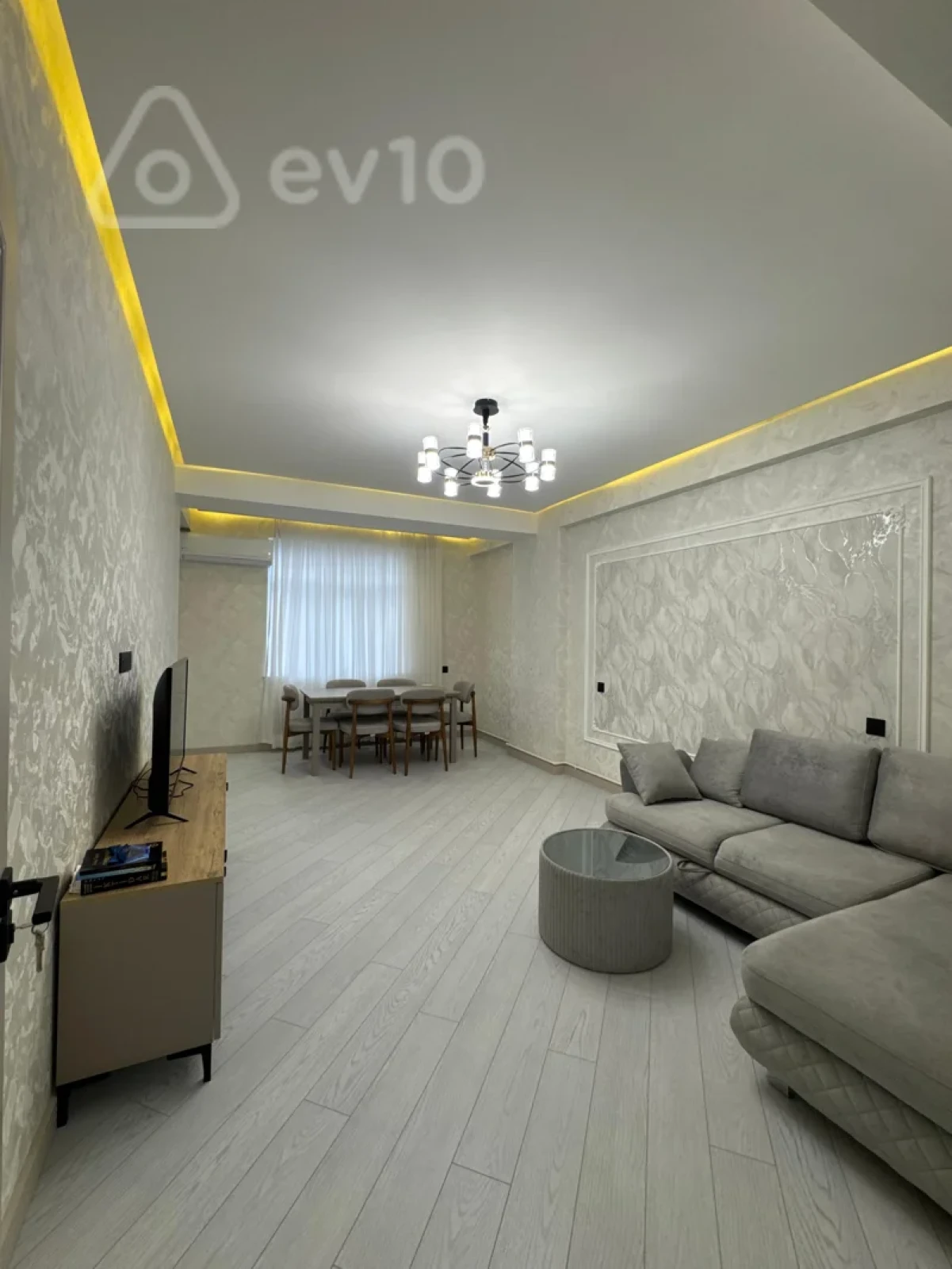 Kirayə verilir 2 otaqlı yeni tikili 85 m²