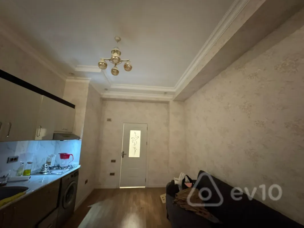Kirayə verilir 4 otaqlı yeni tikili 150 m²