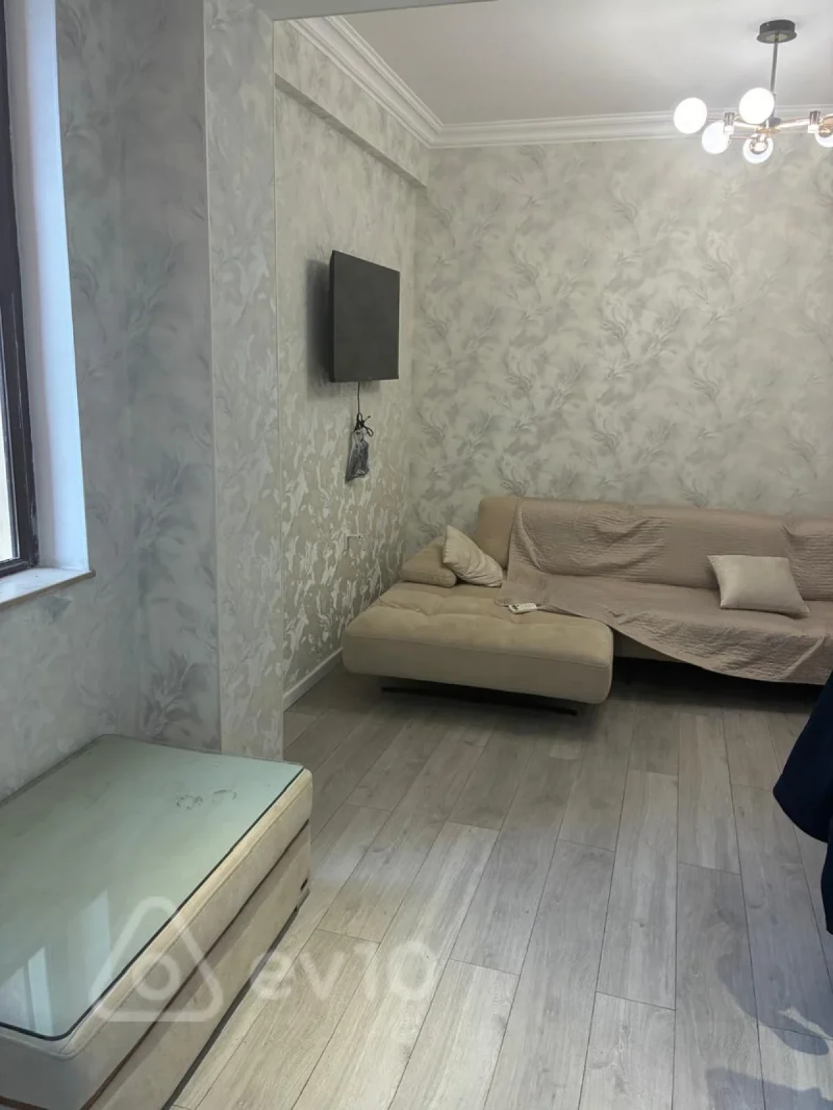 Kirayə verilir 2 otaqlı yeni tikili 70 m²