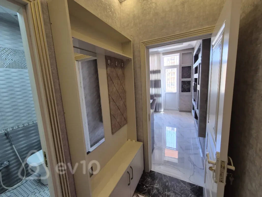 Kirayə verilir 2 otaqlı yeni tikili 45 m²