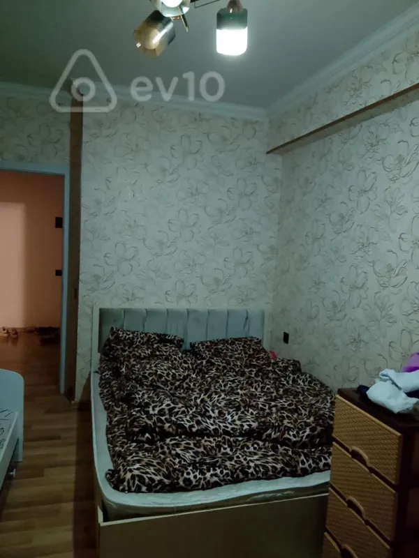 Kirayə verilir 3 otaqlı yeni tikili 15 m²