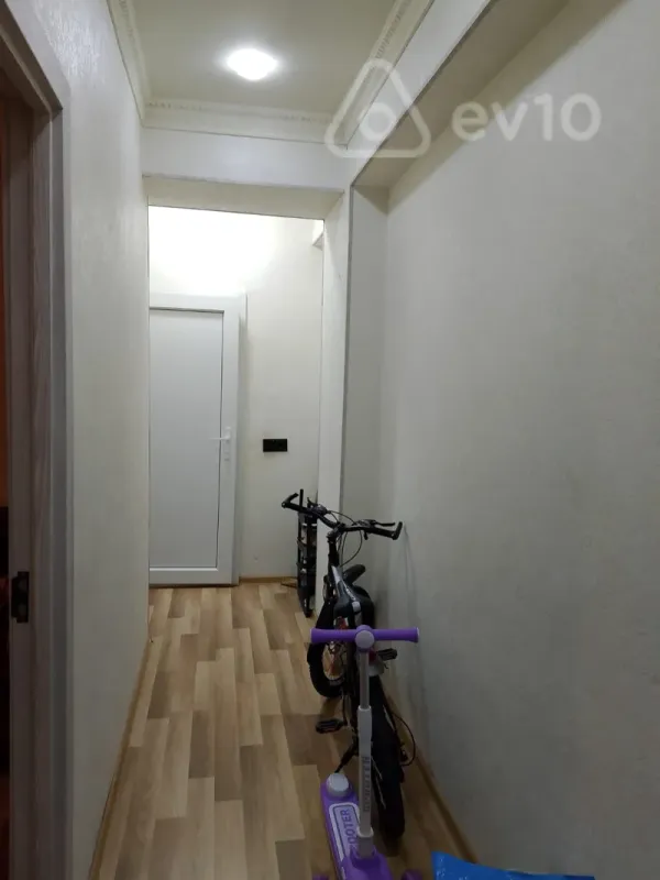 Kirayə verilir 3 otaqlı yeni tikili 15 m²