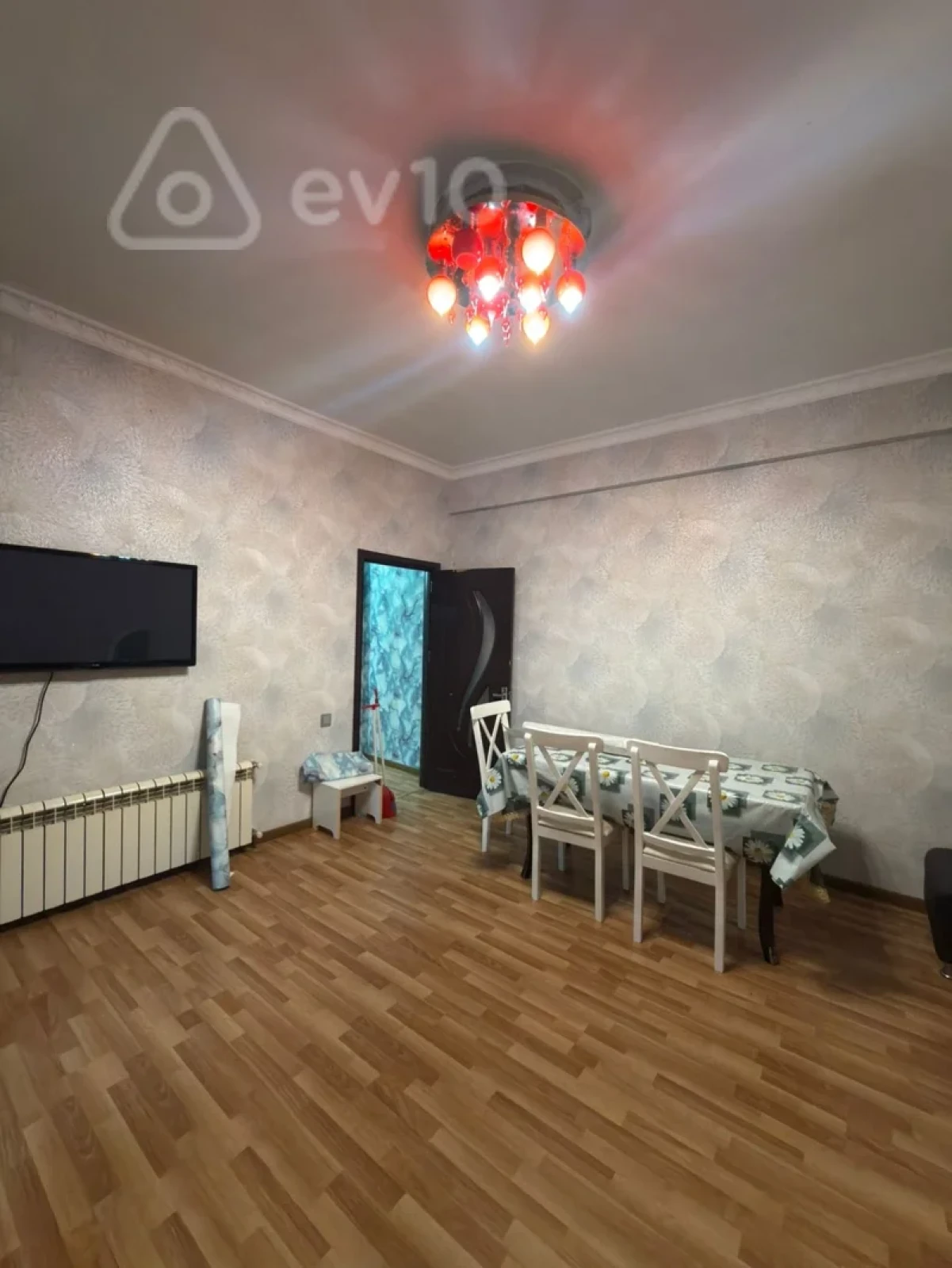 Kirayə verilir 2 otaqlı yeni tikili 65 m²