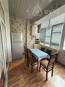 Kirayə verilir 2 otaqlı yeni tikili 65 m²