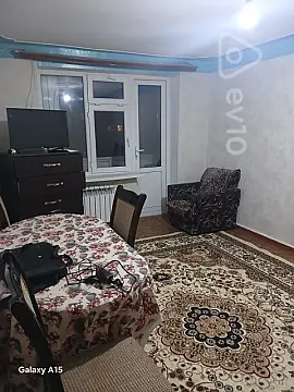 Kirayə verilir 2 otaqlı köhnə tikili 65 m²