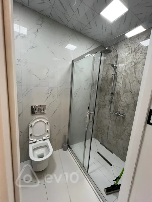 Kirayə verilir 2 otaqlı yeni tikili 75 m²