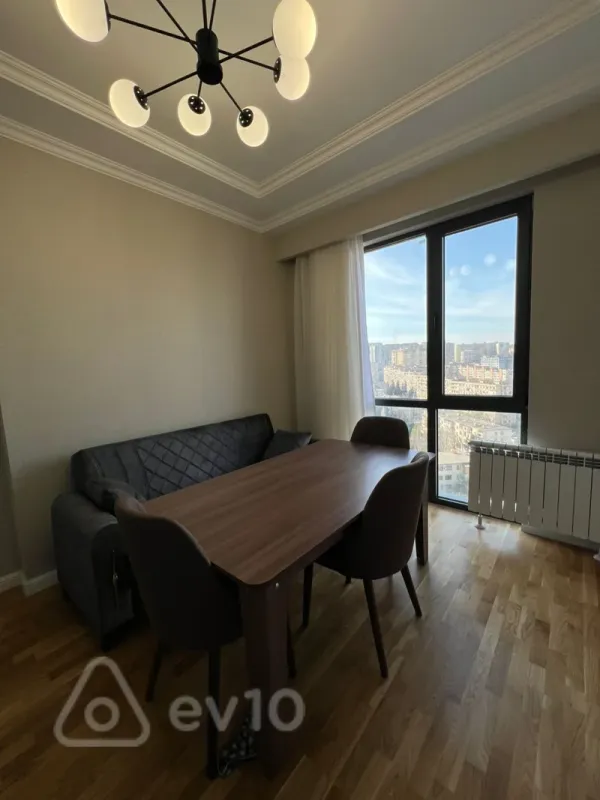 Kirayə verilir 2 otaqlı yeni tikili 75 m²