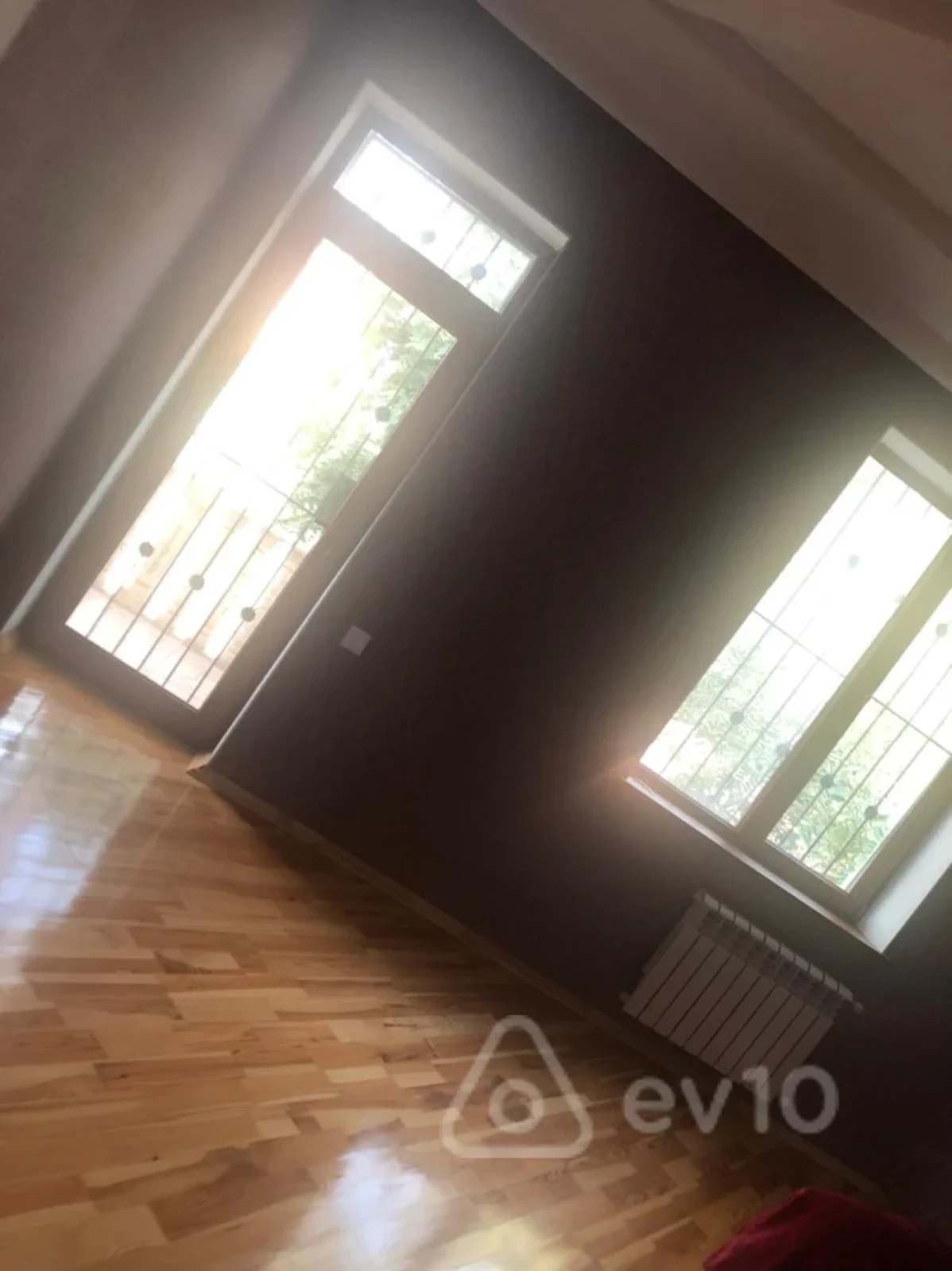 Satılır 5 otaqlı həyət evi 172 m²