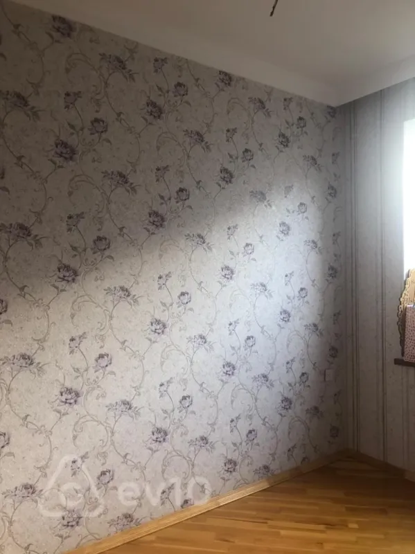 Satılır 5 otaqlı həyət evi 172 m²