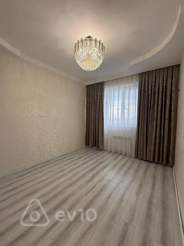 Satılır 2 otaqlı yeni tikili 50 m²