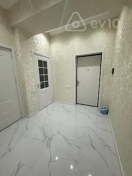 Satılır 2 otaqlı yeni tikili 50 m²