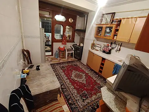 Satılır 4 otaqlı köhnə tikili 110 m²