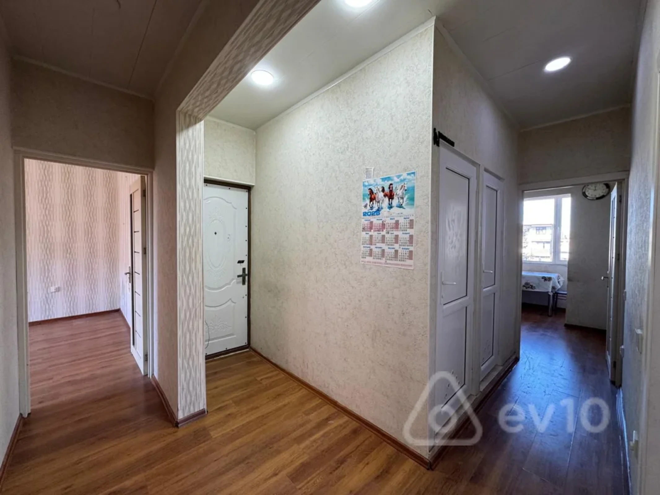 Kirayə verilir 4 otaqlı yeni tikili 150 m²