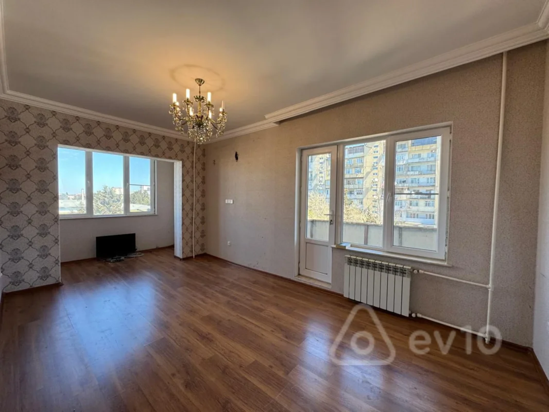 Kirayə verilir 4 otaqlı yeni tikili 150 m²