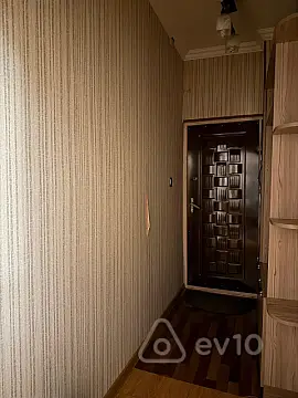 Kirayə verilir 2 otaqlı köhnə tikili 65 m²