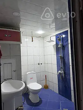 Kirayə verilir 2 otaqlı köhnə tikili 65 m²