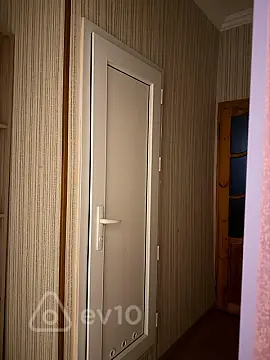 Kirayə verilir 2 otaqlı köhnə tikili 65 m²