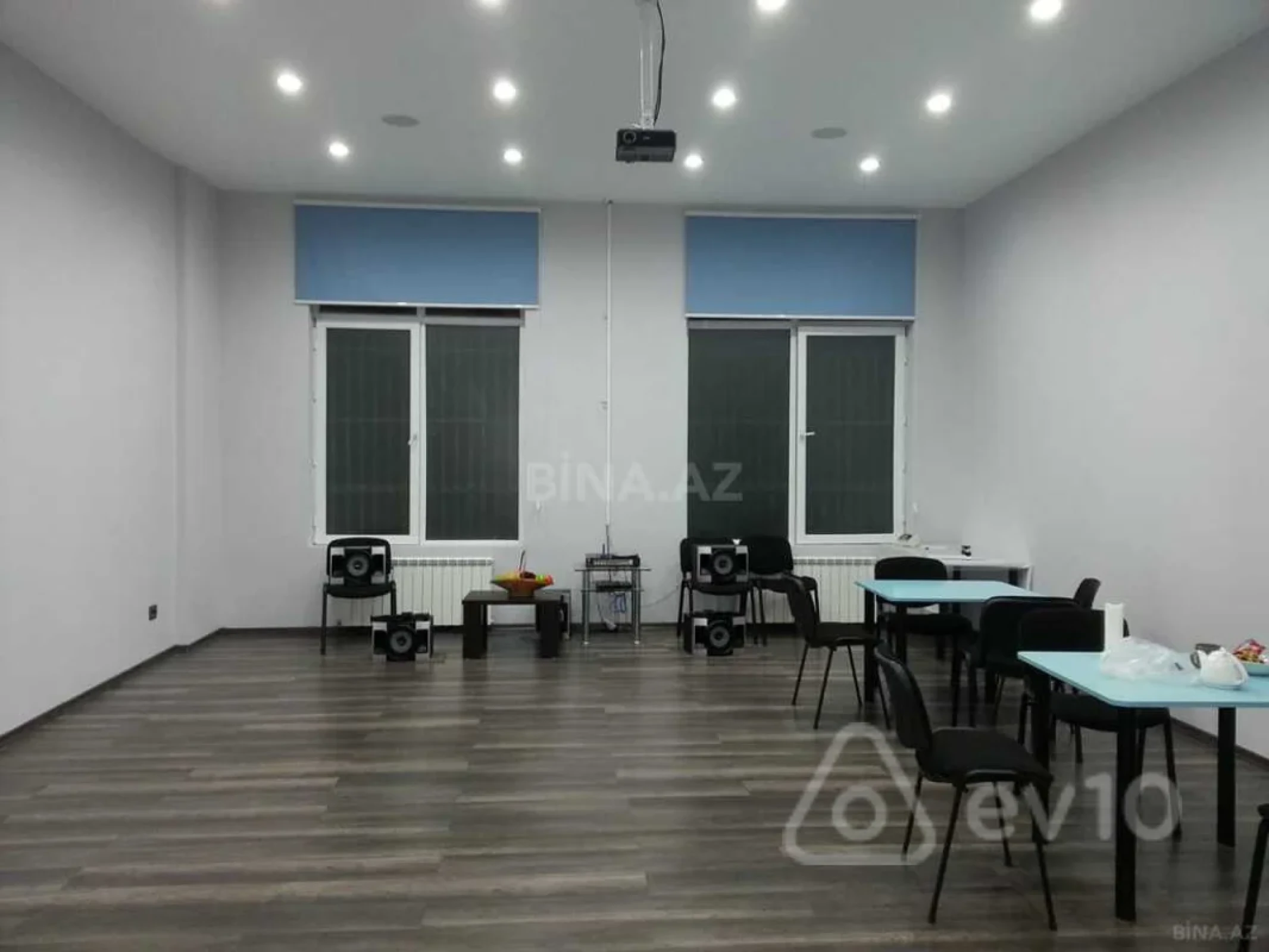 Kirayə verilir mənzil 300 m²
