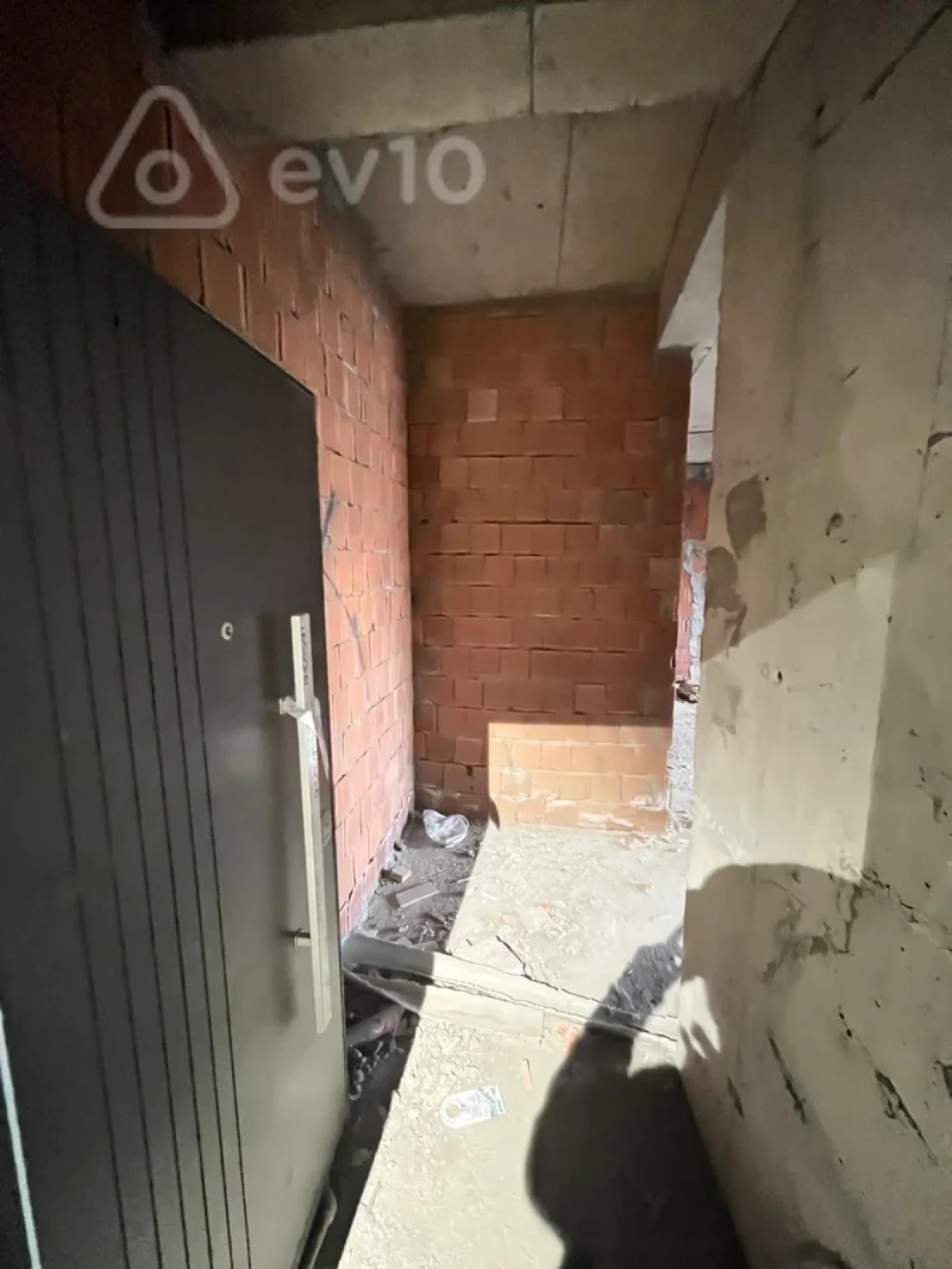 Satılır 2 otaqlı yeni tikili 89 m²