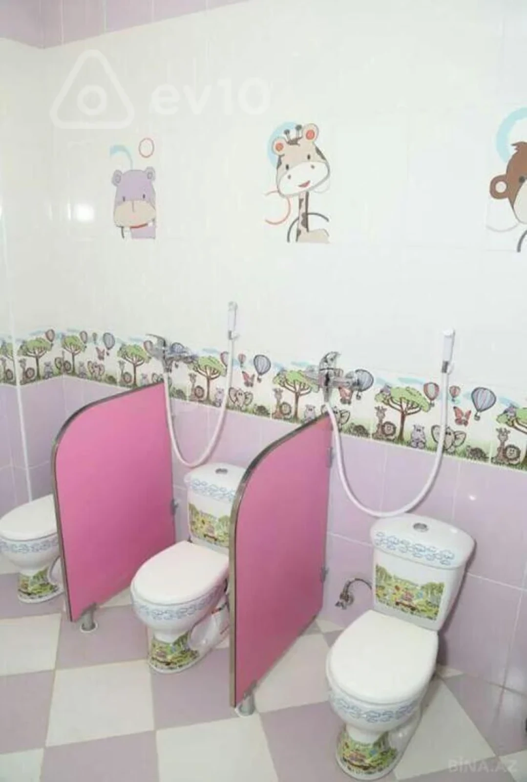 Kirayə verilir mənzil 445 m²