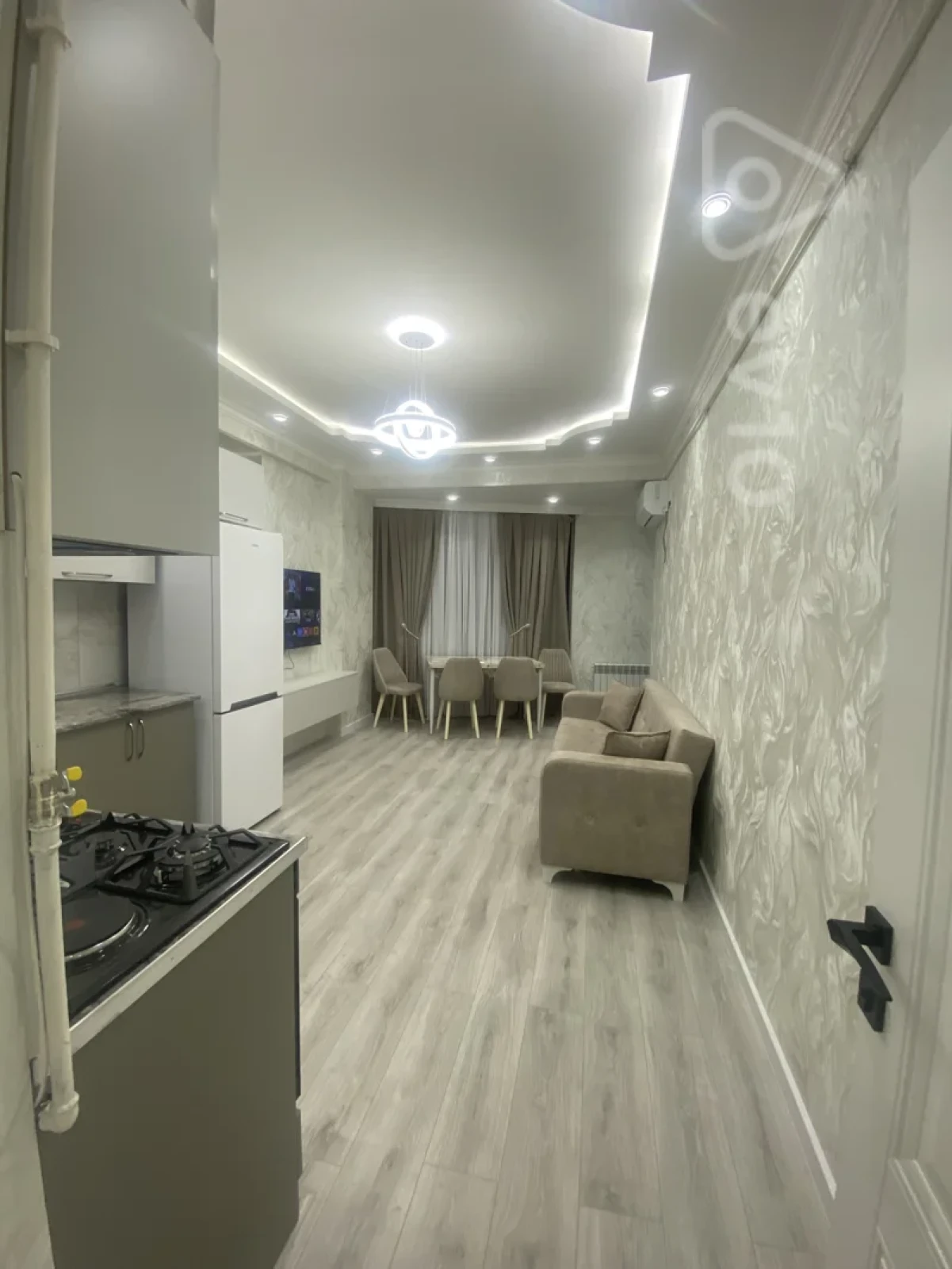 Kirayə verilir 2 otaqlı yeni tikili 60 m²