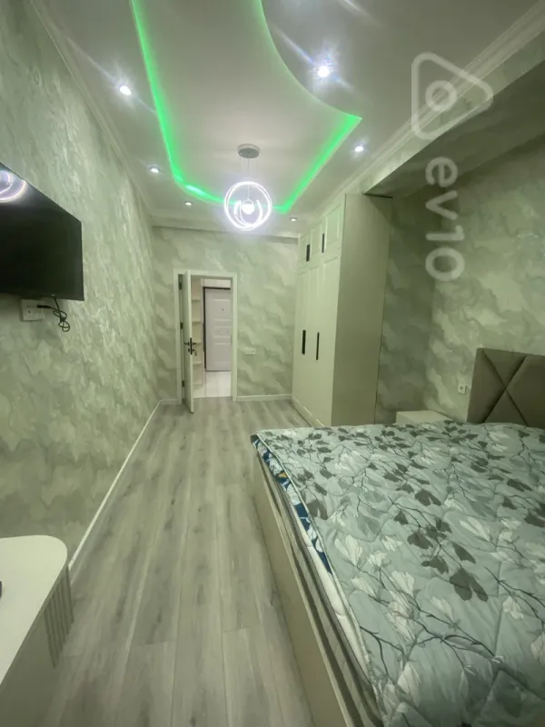 Kirayə verilir 2 otaqlı yeni tikili 60 m²