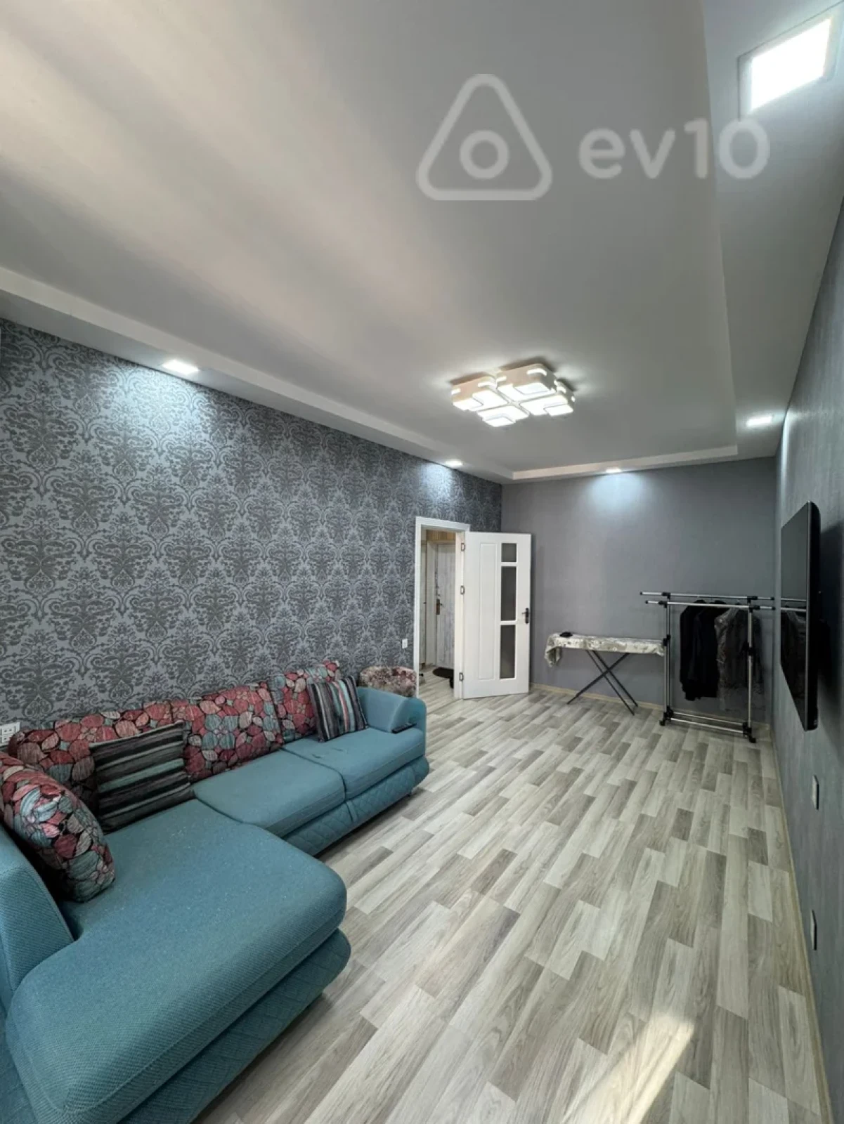 Satılır 2 otaqlı yeni tikili 52 m²