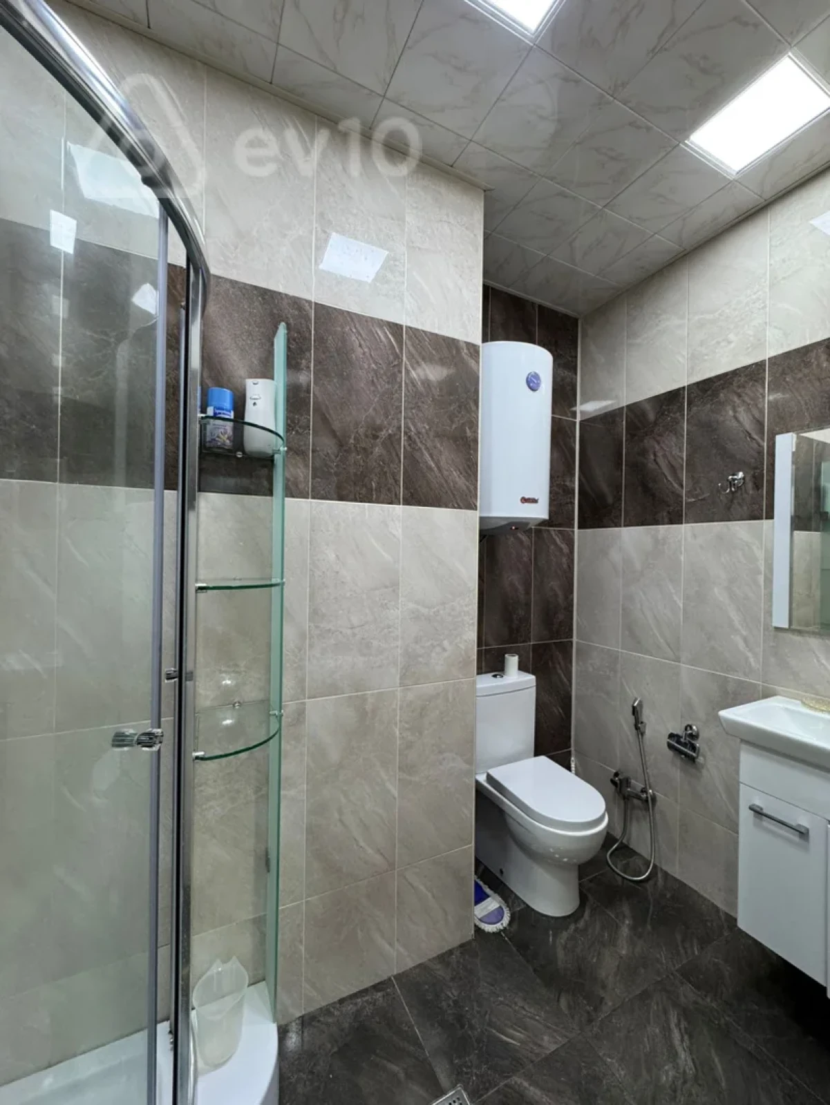 Satılır 2 otaqlı yeni tikili 52 m²