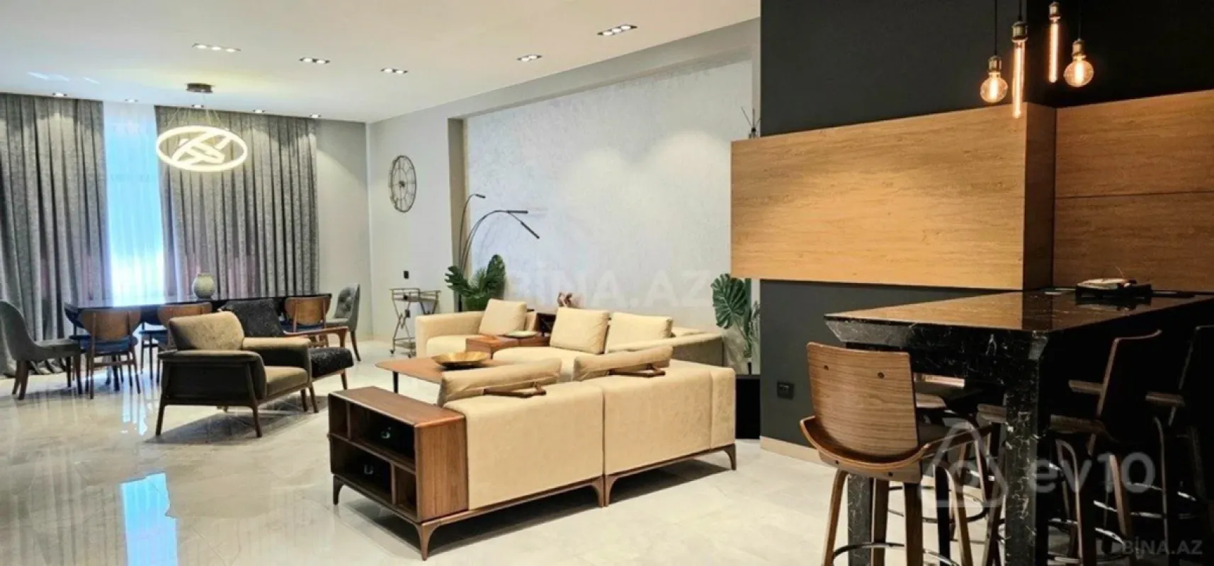 Kirayə verilir 4 otaqlı yeni tikili 229 m²