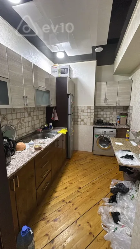 Kirayə verilir 2 otaqlı yeni tikili 68 m²