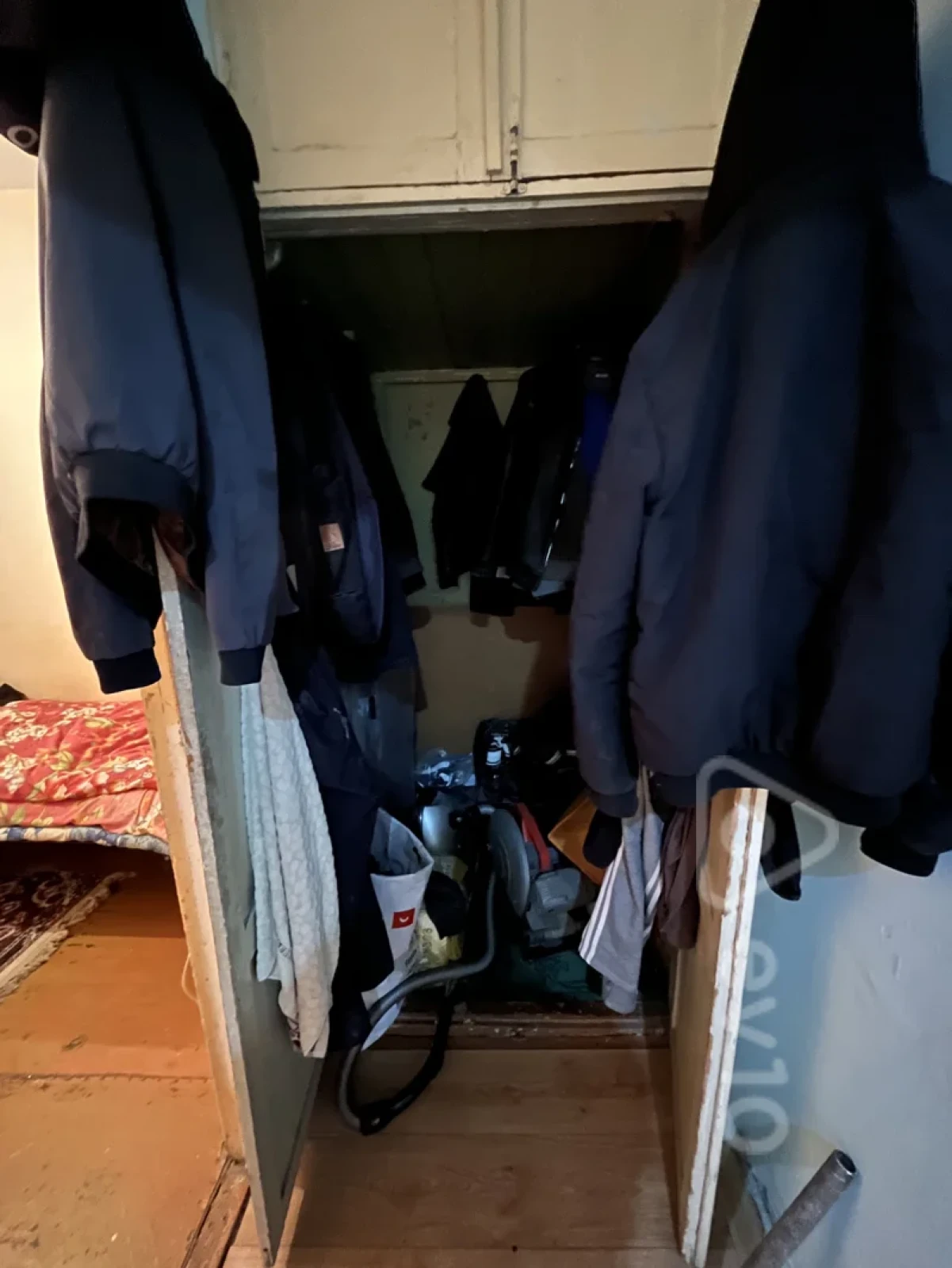 Satılır 2 otaqlı köhnə tikili 40 m²