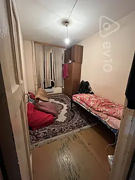 Satılır 2 otaqlı köhnə tikili 40 m²