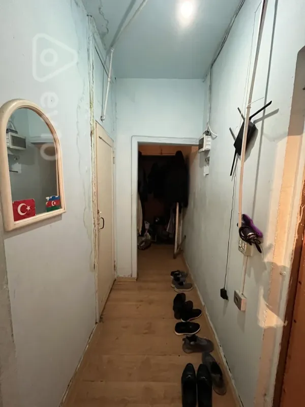 Satılır 2 otaqlı köhnə tikili 40 m²