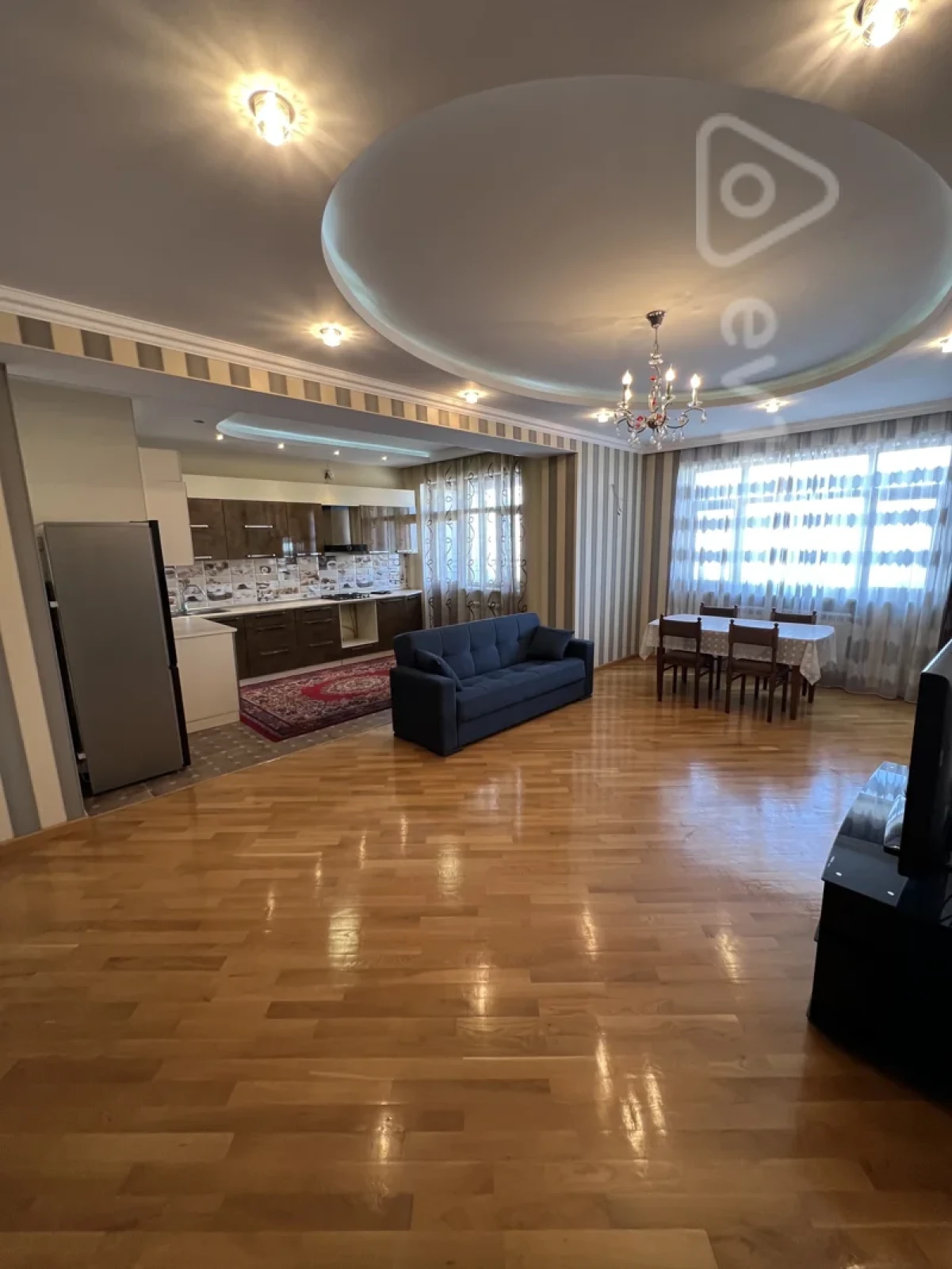 Satılır 3 otaqlı yeni tikili 135 m²